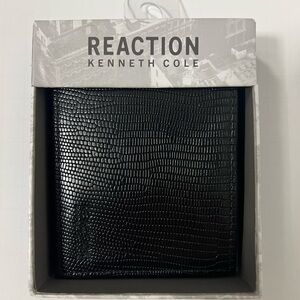Kenneth Cole Reaction Men’s Black Faux Lizard Leather Bifold/ Slimfold Wallet